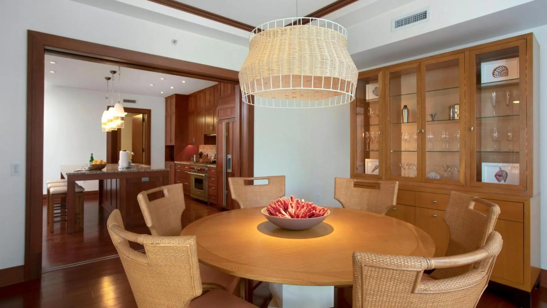 Kbm Resorts Free Car Hale Mala At Montage Kapalua Bay Includes Daily Housekeeping Spa Kahana Apartment