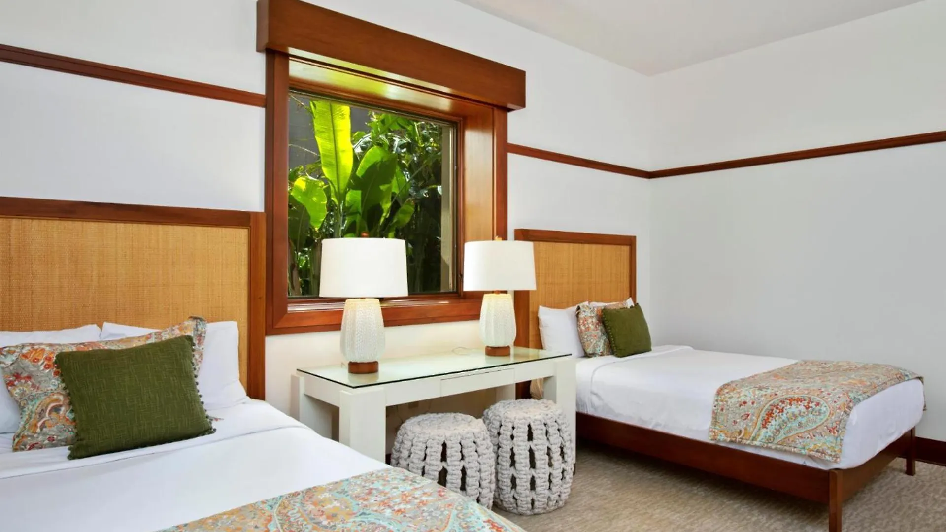 Kbm Resorts Free Car Hale Mala At Montage Kapalua Bay Includes Daily Housekeeping Spa Kahana 0*,  United States
